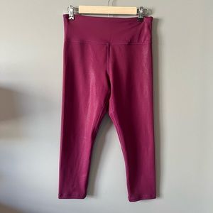 Zyia Lipgloss Metallic Plus Light n Tight Leggings - EUC